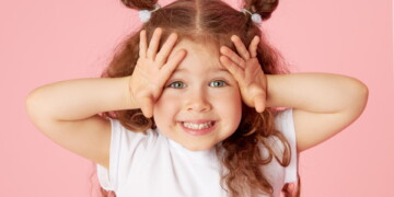 Signs Of Hearing Loss In Toddlers Age 2-3 Years 6 Signs Of Hearing Loss In Toddlers Age 2-3 Years
