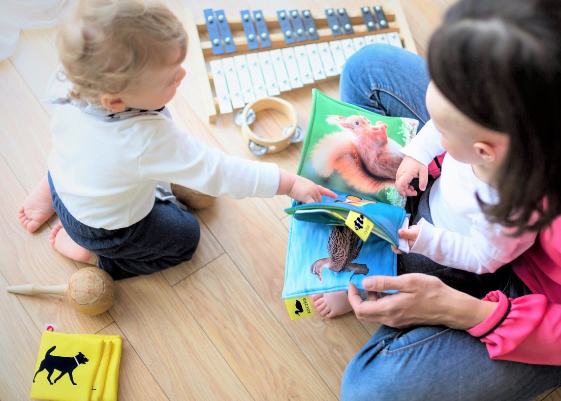 5 Benefits Of Reading Bedtime Stories To Your 2-Year-Old Baby 1 Reading Bedtime Stories To Your 2-Year-Old Baby