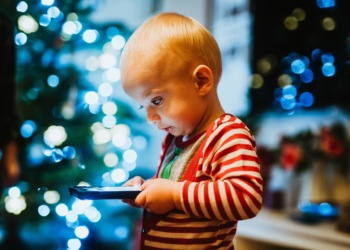 7 Tips For Parents On Balancing Screen Time For Their 3 Year Old