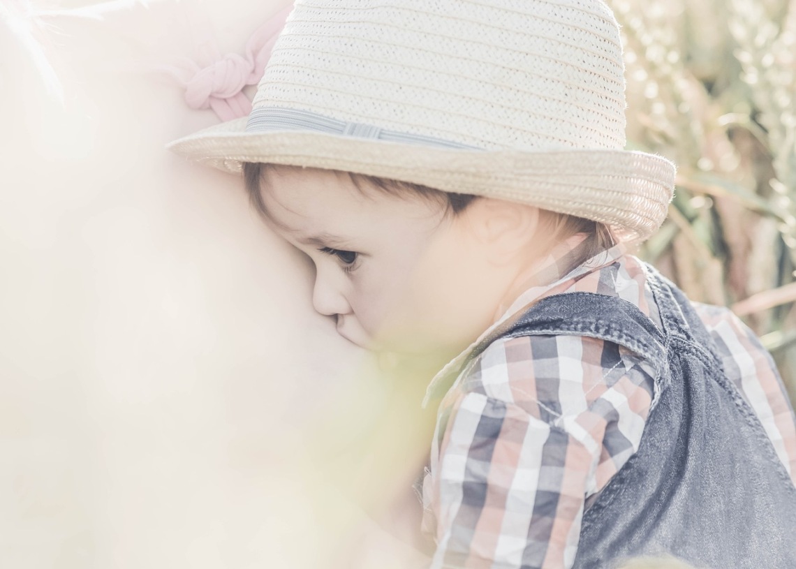 Maximizing Comfort And Milk Supply With The Right Breastfeeding Positions For Toddlers