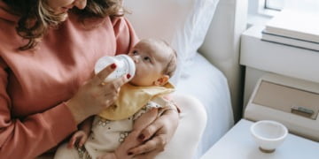 Can I Give My Baby Cold Formula From The Fridge? 4 Can I Give My Baby Cold Formula From The Fridge?