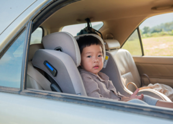 Research reveals parents spend over £5,000 on baby car seats over their parenting journey!