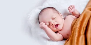Should I Let My Baby Sleep Late in the Morning?