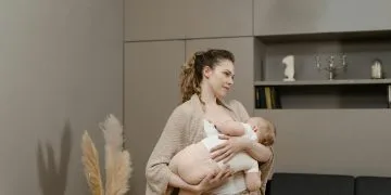 Signs of Returning Fertility While Breastfeeding